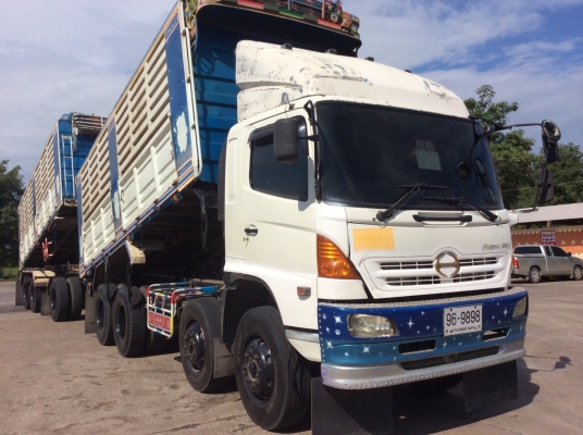 Hino  mega. 320.  แม่ลุก ดั้ม