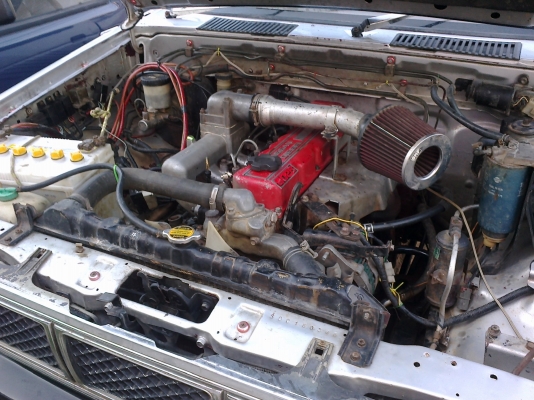 นิสสันเครื่องแดงเดิม ๆ สวยมากพร้อมใช้ขายถูก