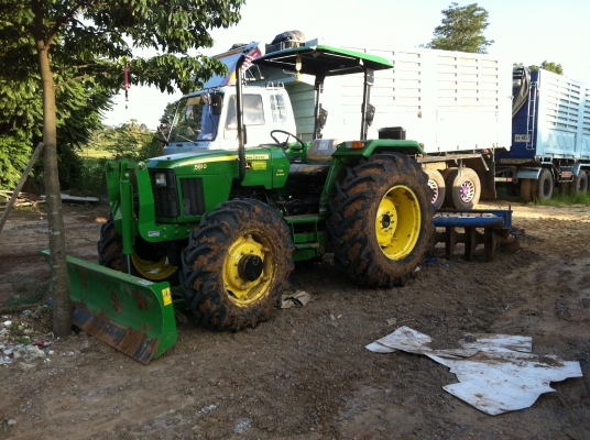 ต้องการขายดาวรถไถ  จอนเดียร์  5610  เทอร์โบ สองเพลา