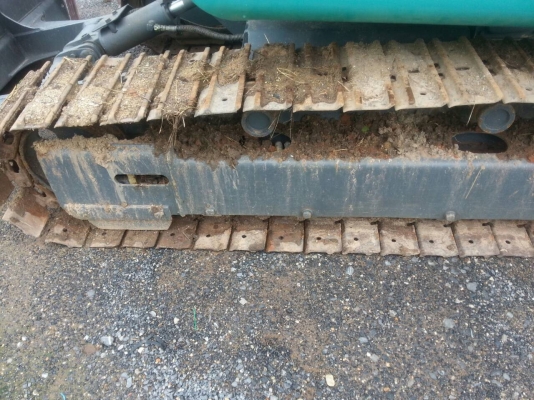 PC30-7เก๋งตู้..แอร์เย็นS/N 19348 รถสวย เต็ม พร้อมใช้ มีลายเจาะ..กระแทก ไฟฟ้าครบ ทำงาน 9พันกว่า ชม.