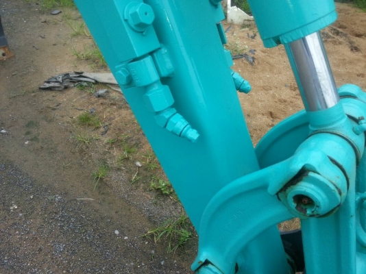 PC30-7เก๋งตู้..แอร์เย็นS/N 19348 รถสวย เต็ม พร้อมใช้ มีลายเจาะ..กระแทก ไฟฟ้าครบ ทำงาน 9พันกว่า ชม.