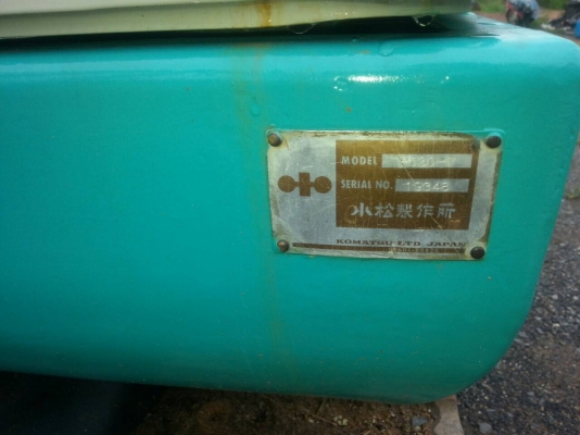 PC30-7เก๋งตู้..แอร์เย็นS/N 19348 รถสวย เต็ม พร้อมใช้ มีลายเจาะ..กระแทก ไฟฟ้าครบ ทำงาน 9พันกว่า ชม.