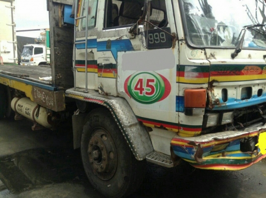 ขาย10ล้อช่วงยาว175ติดแก๊สสยามราชรถห้างร๊อคเล็ก