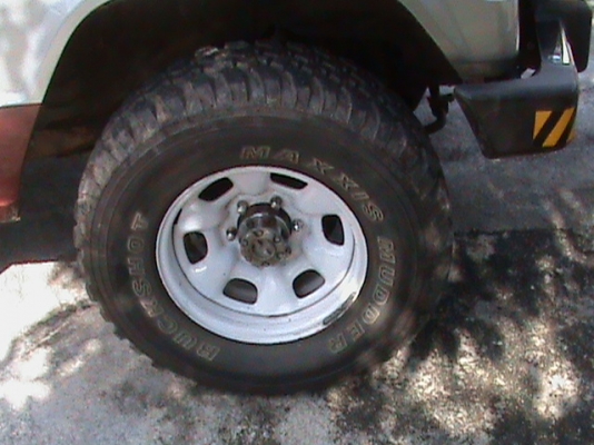 ขายมิสซูปาเจโร่เหลี่ยม4Wปี95เครื่อง2.5t ขายมิสซูปาเจโร่เหลี่ยม4Wปี95เครื่อง2.5t