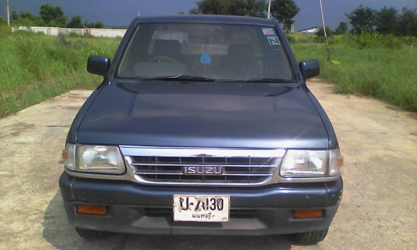 Isuzu TFR แค๊ป รถสวย มือเดียว ป้ายแดง พาวเวอร์โรงงาน Isuzu TFR แค๊ป รถสวย มือเดียว ป้ายแดง พาวเวอร์โรงงาน