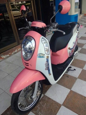 ได้ไปคุ้มค่าแน่นอน รถสวยม๊ากๆ All New Honda Scoopy i ลาย VIVIC ME รุ่นปี 2013 ใหม่ล่าสุด