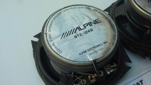 ลำโพง 5 นิ้ว Alpine STE-124R แกนร่วมสามทาง(3 Way) ลำโพง 5 นิ้ว Alpine STE-124R แกนร่วมสามทาง(3 Way)