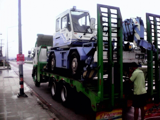 บริการขนย้ายเครื่องจักรกลหนัก ( หางพิเศษ )