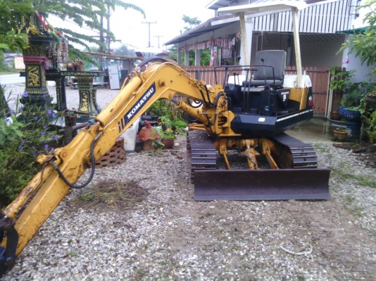 ขายแบคโฮ Komatsu PC 20 รุ่น5 tel 081-8857576