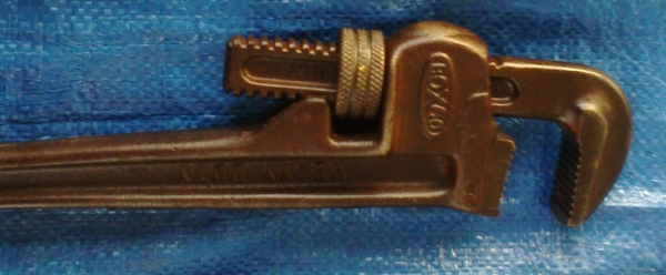 ประแจคอม้า 14  นิ้ว USA