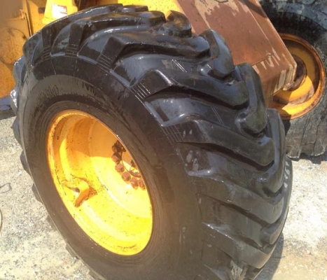 รถตัก Komatsu WA 150-1 นำเข้าจาก ญี่ปุ่น +++ สวยมาก พร้อมใช้งาน ขายถูก 090-986-2521 รถตัก Komatsu WA 150-1 นำเข้าจาก ญี่ปุ่น +++ สวยมาก พร้อมใช้งาน ขายถูก 090-986-2521