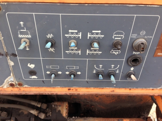 ขายรถปูยาง 3เมตร ล้อยาง HANTA เก่าญี่ปุ่นแท้ ระบบทุกอย่างใช้งานได้ พร้อมลุยงานทันที ขายถูก 086-303-9797 กู๋อ๋า ขายรถปูยาง 3เมตร ล้อยาง HANTA เก่าญี่ปุ่นแท้ ระบบทุกอย่างใช้งานได้ พร้อมลุยงานทันที ขายถูก 086-303-9797 กู๋อ๋า