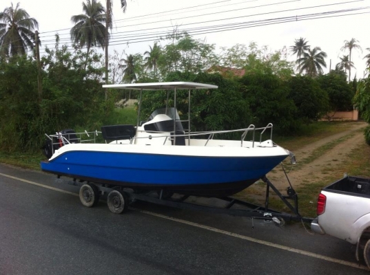 ต้องการขายเรือไฟเบอร์24ฟุต หล่อใหม่ คุณภาพสูง