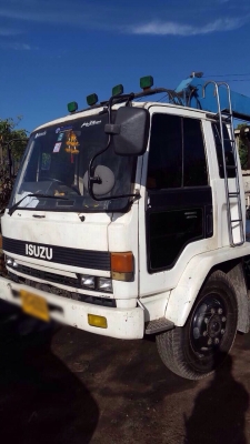 ขายรถบรรทุกหกล้อติดเครน ISUZU FRR12NA เครื่อง 6BG1-175 แรง ปี 36 ติดเครน 3 ตัน 3 ปอกท้องวี กระบะช่วงยาว 7.20 เมตร