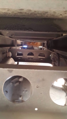 ขายรถบรรทุกหกล้อติดเครน ISUZU FRR12NA เครื่อง 6BG1-175 แรง ปี 36 ติดเครน 3 ตัน 3 ปอกท้องวี กระบะช่วงยาว 7.20 เมตร