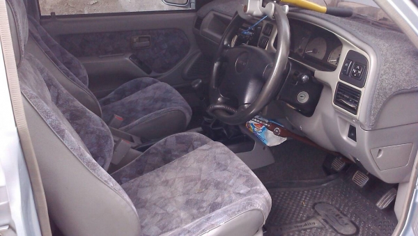 Isuzu Dragoney Cab 4 ปี 2001 Isuzu Dragoney Cab 4 ปี 2001