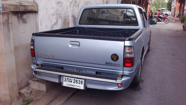 Isuzu Dragoney Cab 4 ปี 2001 Isuzu Dragoney Cab 4 ปี 2001