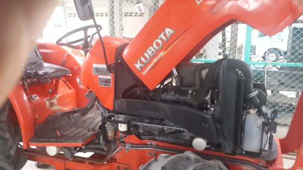 47.เครื่องแน่นสีเดิมๆรถไร่ไม่ลงนํ้า ครับ