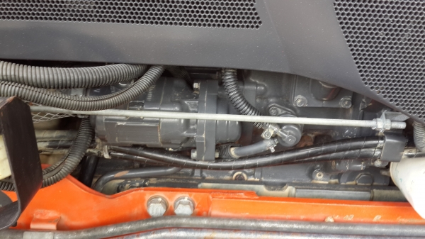 47.เครื่องแน่นสีเดิมๆรถไร่ไม่ลงนํ้า ครับ