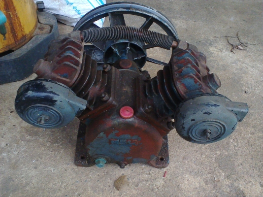 หัวปั้มลมพูมาสภาพดีครับลมดูดปกติครับลูกสูบทำงานปกติครับพูมาครับ ราคานี้คุ้มครับ