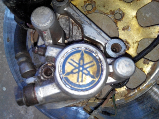 ปั้มเบรคบน นิสชิน +ดิสเบรค ใส่ยามาฮ่า และ yamaha xj 400cc + จานดิสเบรค +ปั้มบน+ปั้มล่าง ราคา 1200 บาท