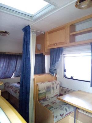 รถบ้านเคลื่อนที่