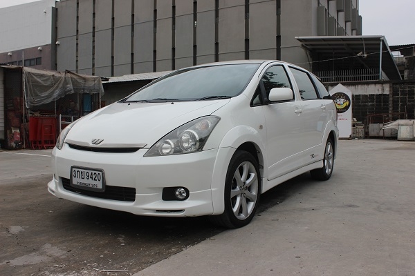 ขายรถครอบครับ เดินไกลสบาย