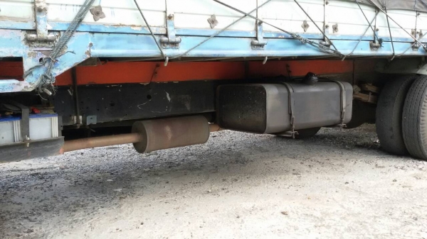 #ขายรถหกล้อ ISUZU ROCKY 175  เครื่อง 6BG1 175 แรงม้า