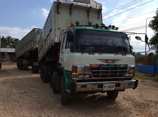 Hino. สามใบปัด. แม่ลูก ดั้ม