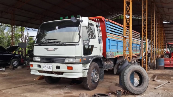 ขายด่วน10ล้อ HINO 3H เครื่องHO7D 2เพลาสโลว์ดั๊มรถแท้ห้างจิฟฟี่พาวเวอร์แอร์