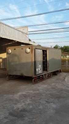 ขายตู้แห้ง 5.5. เมตร  ถอดมาจาก HINO MEGA