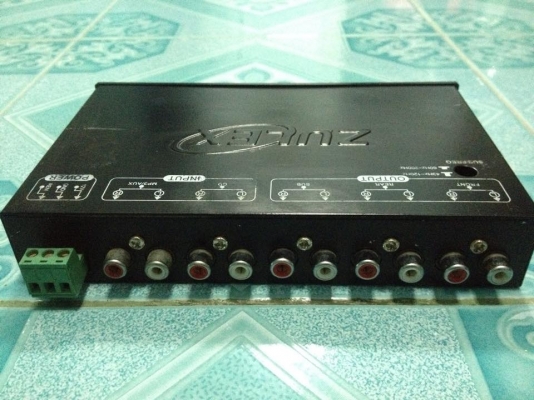 1...ลำโพง8นิ้วเสียงกลาง เสียงดีแนวโชว์โป้ะๆ สภาพสวยเดิมๆ ขายคู่ละ 1200 บาท 2...ปรีแอมป์ ZULEX 5 แบน มือสองสภาพสวยเดิมๆใช้งานปกติ เสียงดี ขาย 700 บาท สนใจ0892425454