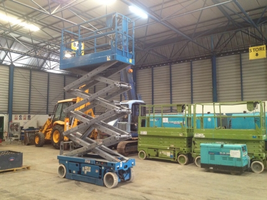 ขายรถลิฟย์ GENIE GS2632 สภาพพร้อมใช้งาน ติดต่อ อำพล 090-9694506/080-3031241 ขายรถลิฟย์ GENIE GS2632 สภาพพร้อมใช้งาน ติดต่อ อำพล 090-9694506/080-3031241