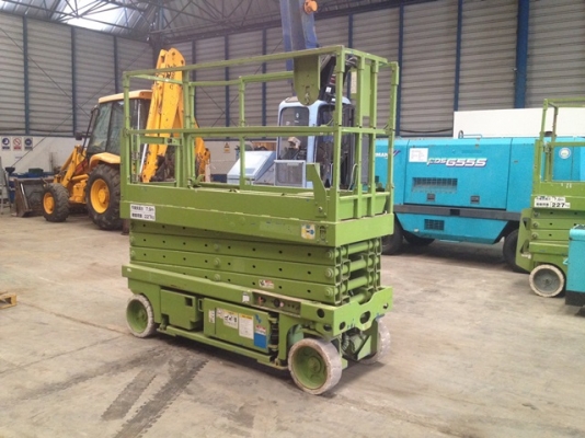 ขายรถลิฟย์ GENIE GS2632 สภาพพร้อมใช้งาน ติดต่อ อำพล 090-9694506/080-3031241