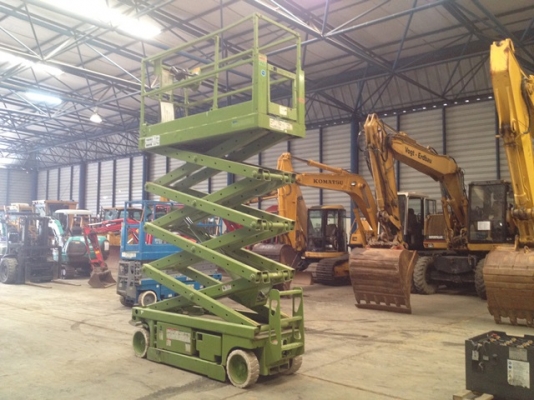 ขายรถลิฟย์ GENIE GS2632 สภาพพร้อมใช้งาน ติดต่อ อำพล 090-9694506/080-3031241 ขายรถลิฟย์ GENIE GS2632 สภาพพร้อมใช้งาน ติดต่อ อำพล 090-9694506/080-3031241