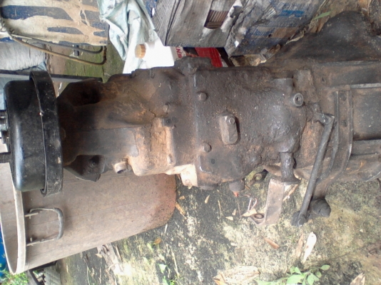 ขายเกียรถบรรทุก 4 ล้อ  นิสสันคาบอน