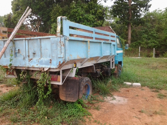 ISUZU   6ล้อดั้ม    88แรง