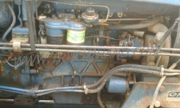 รถไถ ยี่ห้อ FORD รุ่น 6610 ขับเคลื่อน 2 เพลา 4 สูบ รถไถ ยี่ห้อ FORD รุ่น 6610 ขับเคลื่อน 2 เพลา 4 สูบ