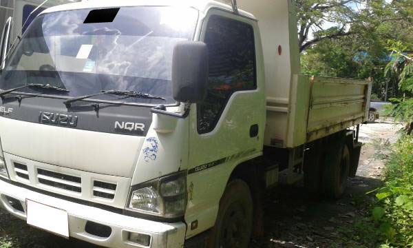 รถบรรทุก 6 ล้อดัมพ์ ISUZU NQR ปีจดทะเบียน 2550 150 แรงม้า รถบรรทุก 6 ล้อดัมพ์ ISUZU NQR ปีจดทะเบียน 2550 150 แรงม้า