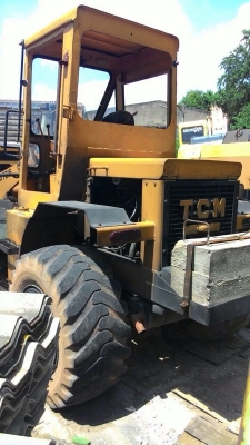 รถตัก TCM - STD15  สนใจติดต่อ 081 - 6079515