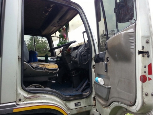 รถฮีโน่ 10 ล้อ รั้ว ( ไม่ดั้ม ) FN3H 195 แรงม้า. สนใจติดต่อ 081 - 6079515 รถฮีโน่ 10 ล้อ รั้ว ( ไม่ดั้ม ) FN3H 195 แรงม้า. สนใจติดต่อ 081 - 6079515