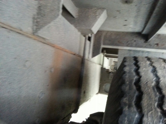 รถฮีโน่ 10 ล้อ รั้ว ( ไม่ดั้ม ) FN3H 195 แรงม้า. สนใจติดต่อ 081 - 6079515 รถฮีโน่ 10 ล้อ รั้ว ( ไม่ดั้ม ) FN3H 195 แรงม้า. สนใจติดต่อ 081 - 6079515