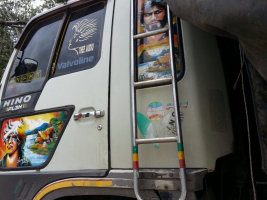 รถฮีโน่ 10 ล้อ รั้ว ( ไม่ดั้ม ) FN3H 195 แรงม้า. สนใจติดต่อ 081 - 6079515 รถฮีโน่ 10 ล้อ รั้ว ( ไม่ดั้ม ) FN3H 195 แรงม้า. สนใจติดต่อ 081 - 6079515