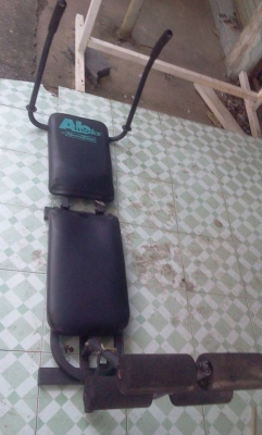 ขายเครื่องออกกำลังกายซิทอัพพร้อมใช้งาน