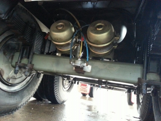 ขายหางพ่วงดั้ม สามมิต 3 เพลา. ปี 55  สนใจติดต่อ 081 - 6079515