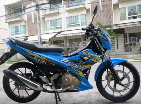 8 เดือน Suzuki Raider R150  สีฟ้า แรง สวย เดิมแท้ดี ไม่มีบิวด์  เพียง 45,900 บาท