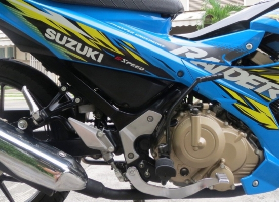 8 เดือน Suzuki Raider R150  สีฟ้า แรง สวย เดิมแท้ดี ไม่มีบิวด์  เพียง 45,900 บาท