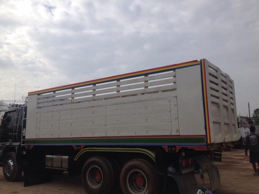 ขายกะบะรถ 10 ล้อ