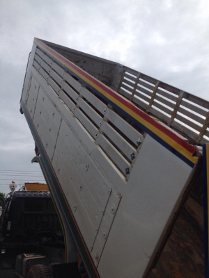 ขายกะบะรถ 10 ล้อ