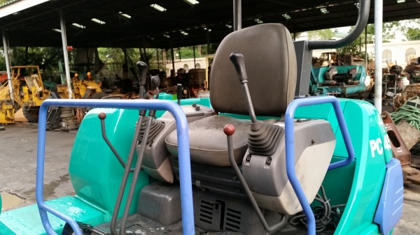 รถขุด KOMATSU รุ่น PC45-1-แทร็กเหล็ก มือสองญี่ปุ่น รถขุด KOMATSU รุ่น PC45-1-แทร็กเหล็ก มือสองญี่ปุ่น